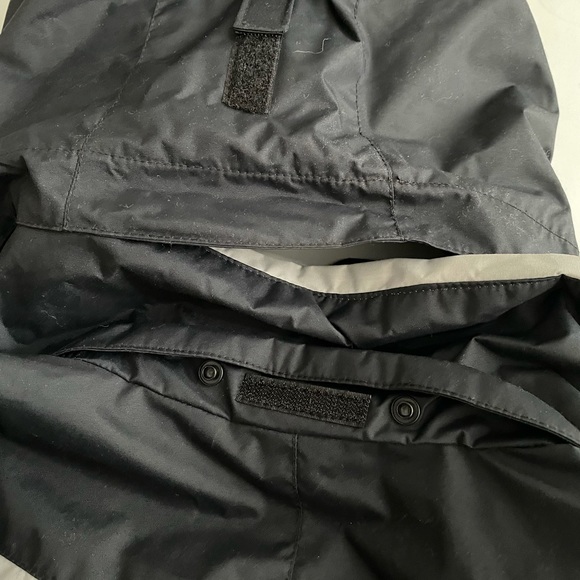 Columbia Women's Interchange Removable Hood Waterproof Jacket, Black, Medium - Picture 11 of 16